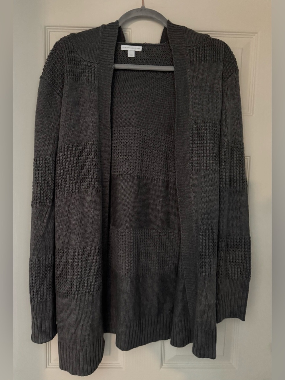 New York & Company Open-Front Gray Knit Cardigan Sweater / Size Large
